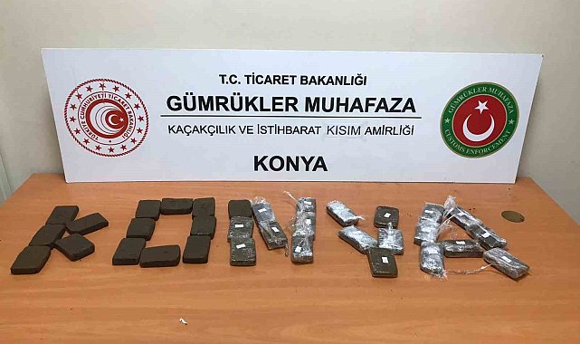Gümrük Muhafaza ekipleri uyuşturucuya geçit vermiyor