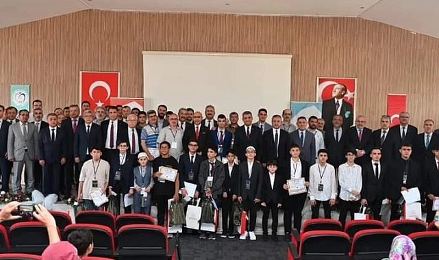 Hafızlık yarışması bölge finali Aydın'da gerçekleştirildi.
