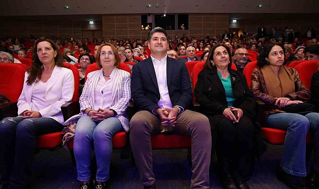Halk Ozan Aşık Mahzuni Şerif Ataşehir'de anıldı