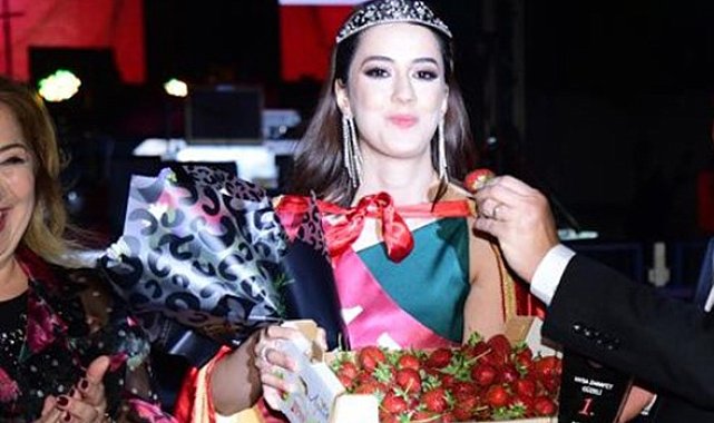Hatay'da depremi yaşadı, Aydın'da 'Festival Güzeli' seçildi