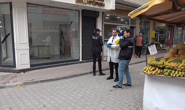Havaya tüfekle ateş açan maganda, garsonu vurdu