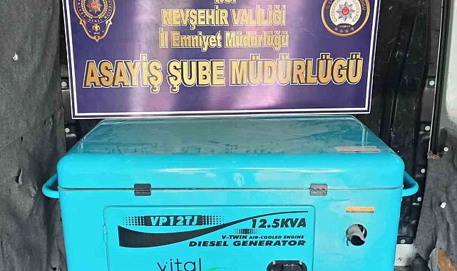 Hırsız önce kameraya, sonra polise yakalandı