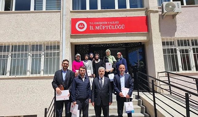 İl Müftülüğü engellilere dokunmak için işaret dili kursu verdi