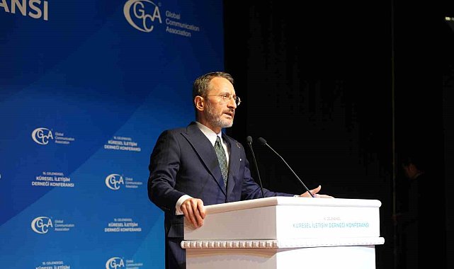 İletişim Başkanı Fahrettin Altun: "Hakikat krizi derinleşiyor"