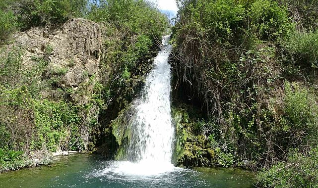 Ilıca Şelalesi turizme kazandırılmayı bekliyor