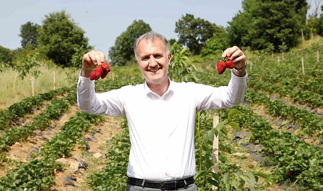 İnegöl Belediyesi çiftcisinin yanında