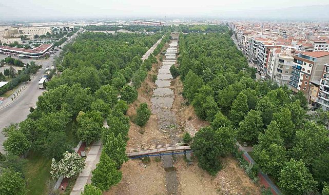 Irlamaz Deresi yıllar sonra temizleniyor