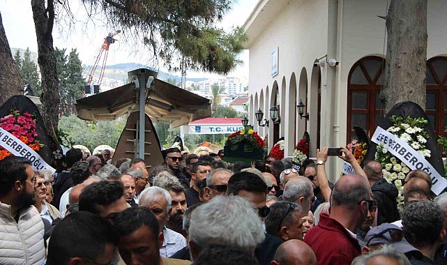 İş adamı Rahmi Koç, Kuşadalı duayen turizmciyi son yolculuğunda yalnız bırakmadı