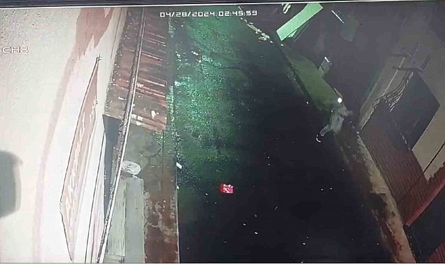 İstanbul'da film gibi olay: Silahla kendini vurdu, polis kan izlerini takip edip oyununu bozdu