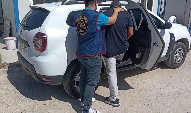 İzmir'de çeşitli suçlardan aranan 191 kişi yakalandı