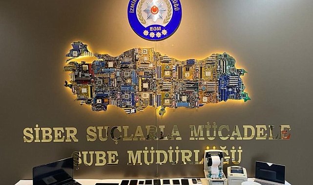 İzmir'deki internet sitesi dolandırıcılığı olayına 7 tutuklama