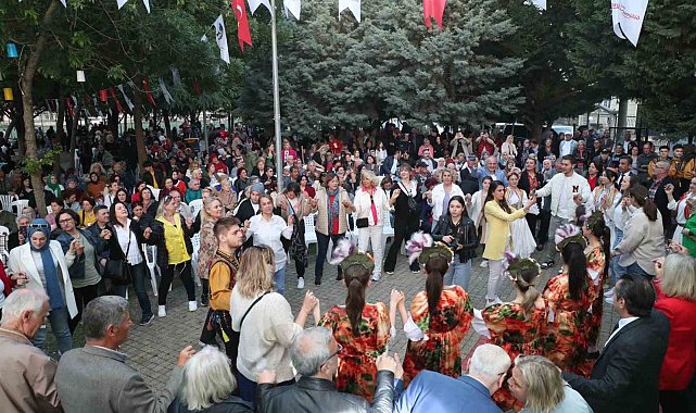 İzmit'te Hıdırellez coşkusu yaşandı