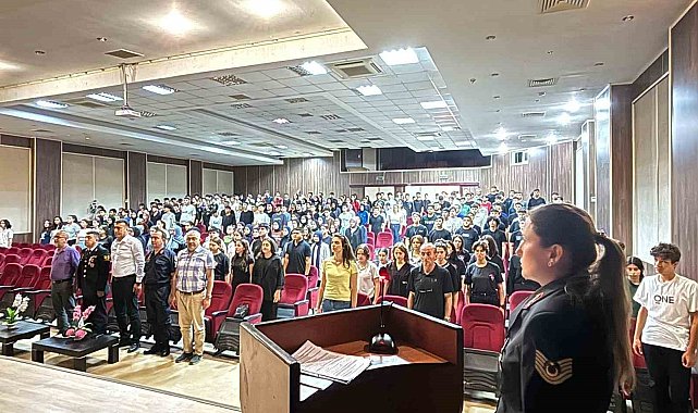 Jandarma anlattı, liseli gençler daha yakından tanıdı