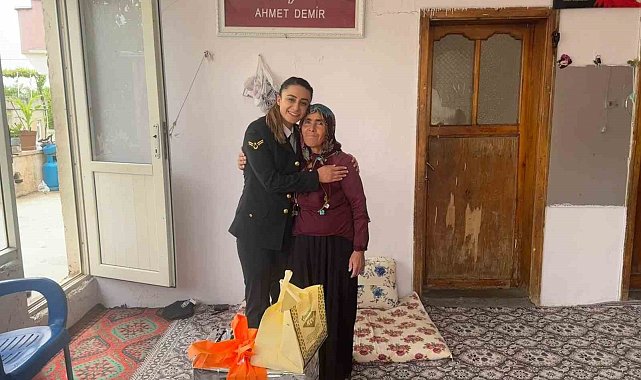 Jandarmadan şehit anneleri ve eşlerine 'Anneler Günü' sürprizi