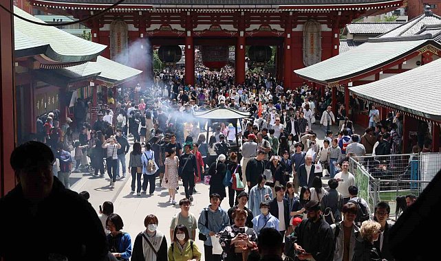 Japonya, yendeki değer kaybının da etkisiyle turist akınına uğradı
