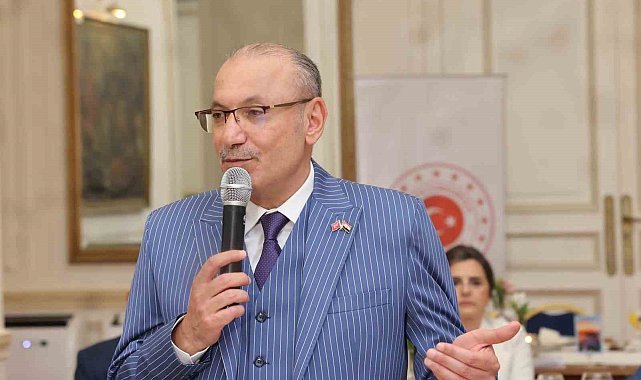 Kahire Büyükelçisi Şen: "Türkiye, Mısır ile işbirliği halinde Gazze'ye yönelik insani yardımlarını ve gıda yardımlarını sürdürecektir"