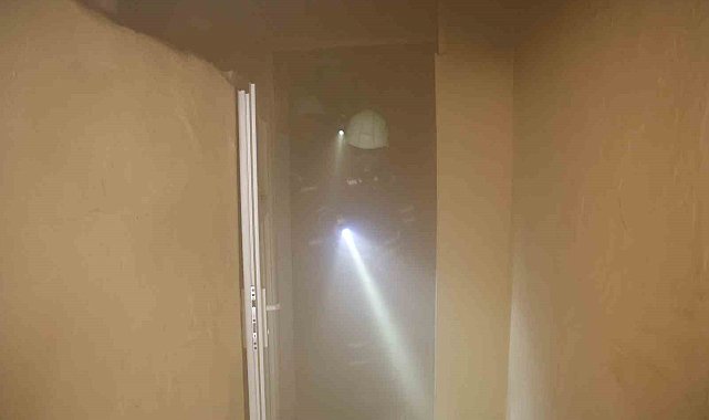 Kahramanmaraş&#039;ta ikamet yangını büyümeden söndürüldü