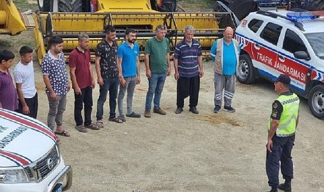 Karaisalı'da jandarmadan biçer döver eğitimi