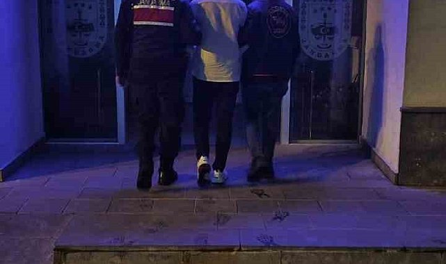 Kardeşinin kimliği ile gizlenmeye çalıştı kriminal gerçeği ortaya çıkardı