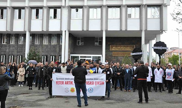 Kars'ta öğretmenler şiddete hayır dedi