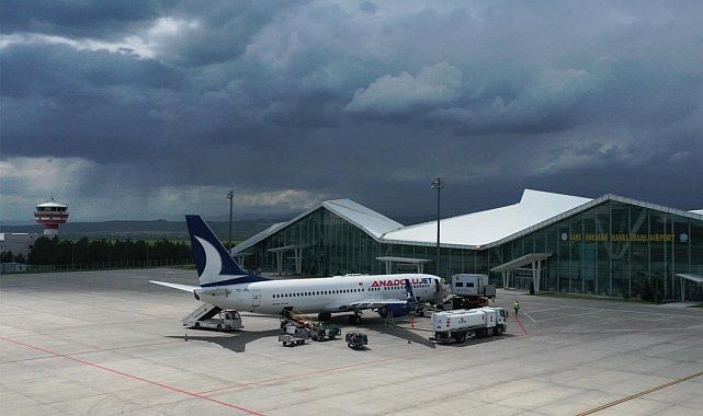 Kars&#039;tan Nisan ayında 45 bin 419 kişi uçtu