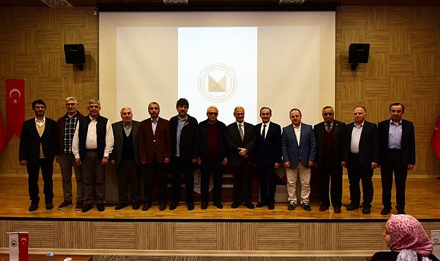 Kastamonu Üniversitesi'nde 'mezhepler' konuşuldu