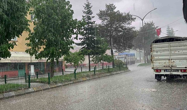 Kastamonu&#039;da dolu yağdi