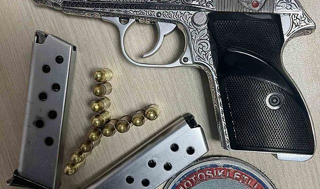 Kastamonu'da ruhsatsız tabanca ile yakalanan şahıs gözaltına alındı