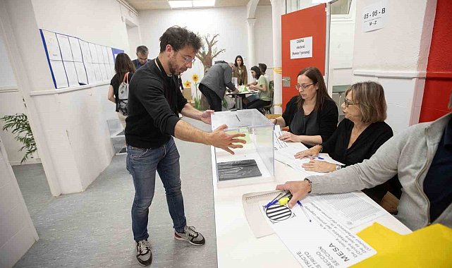 Katalonya'da halk bölgesel seçimler için sandık başında