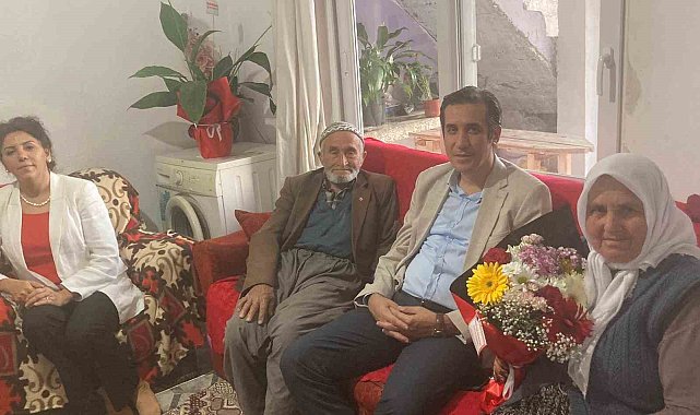 Kaymakam Topsakaloğlu, şehit ailesiyle bir araya geldi