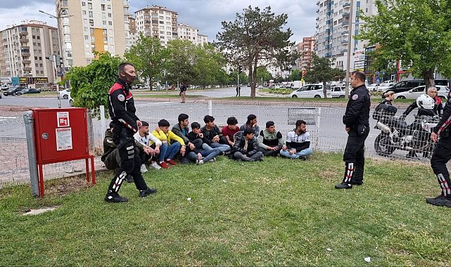 Kayseri'de 11 kaçak göçmen Yunus Timleri'ne yakalandı
