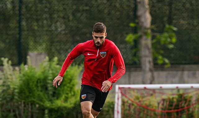 Kayserispor, Cardoso ile sözleşme yeniledi