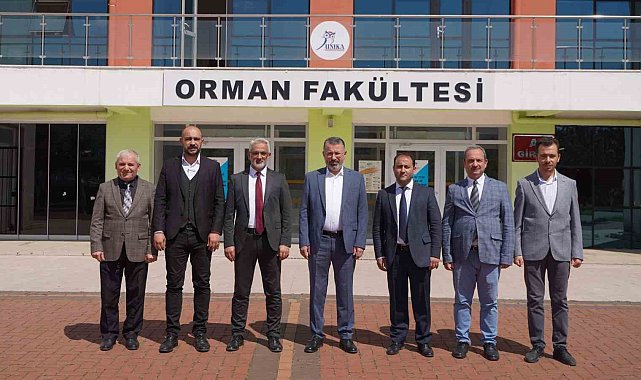 KBÜ Rektörü Prof. Dr. Fatih Kırışık Orman Fakültesini ziyaret etti
