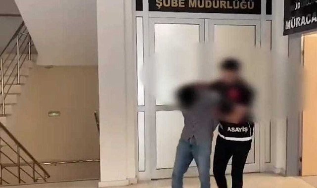 Kendisini MİT Başkanı olarak tanıtıp vatandaşın 1 milyon 500 bin TL'yi aldı, 150 bin doları alırken suçüstü yakalandı
