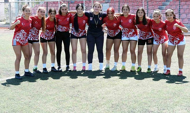 Kepez'den ragbi milli takımına 5 sporcu