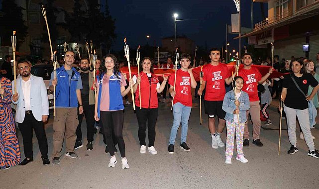 Kilis'te fener alayı düzenlendi