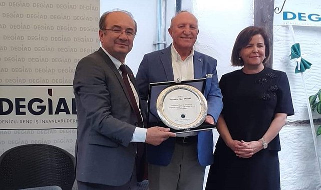 Kitabının gelirini kız çocuklarına bağışladı