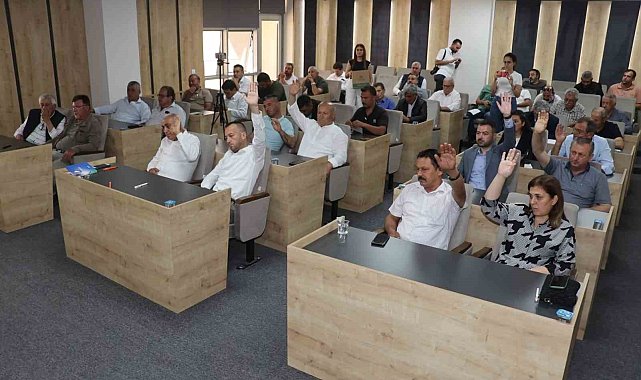 Koçarlı Belediye'si ekonomik gerekçelerle bazı birliklerden çıktı