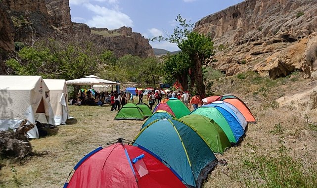 Kocasinan Gençlik Kulübü, kamp etkinliğiyle eşsiz bir gün yaşadı