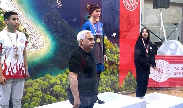 Kozanlı boksör Türkiye Şampiyonu oldu