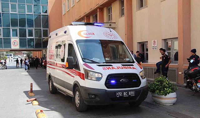 Kozluk'ta sulama kanalına düşen çocuk kurtarıldı