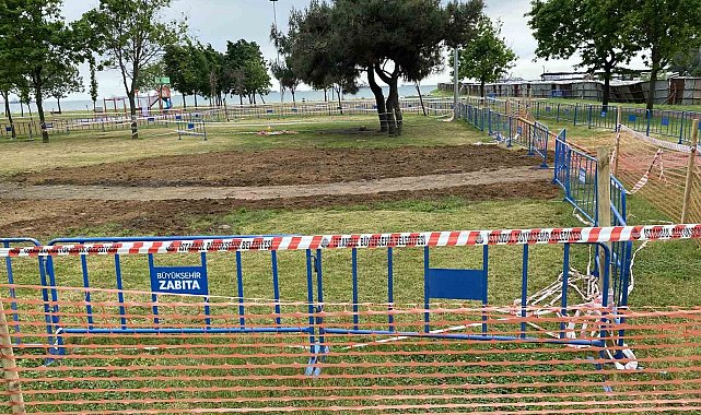 Küçükçekmece'de 5 yaşındaki çocuğun düşerek hayatını kaybettiği çukur kapatıldı