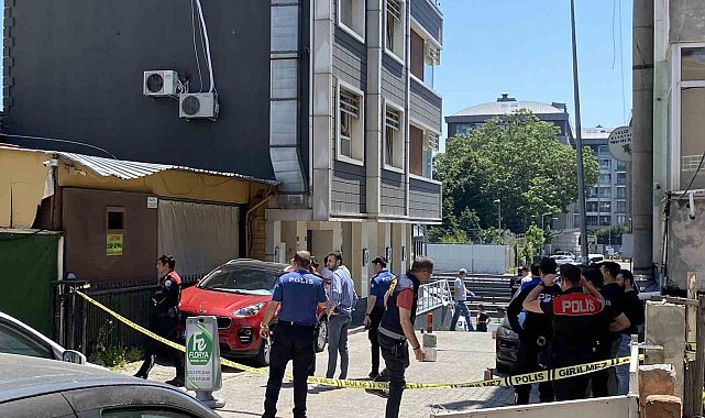 Küçükçekmece'de otele el bombası atan saldırgan kamerada