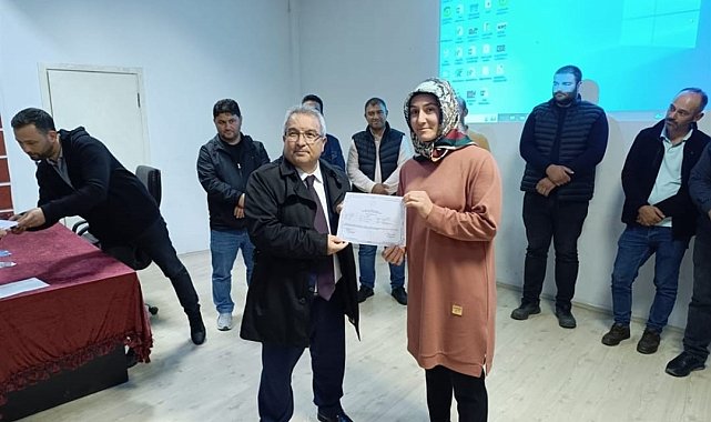 Kursiyerler sertifikalarını aldı