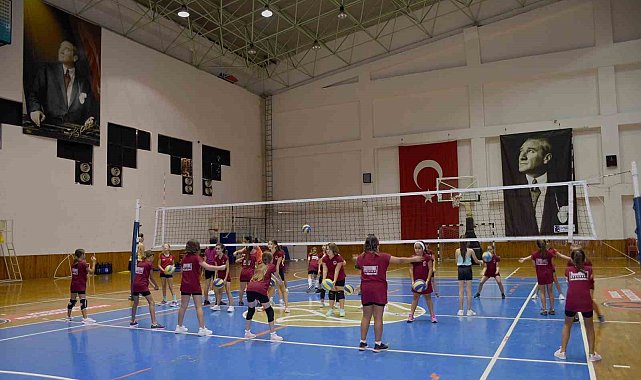 Kuşadası'nda yaz spor okulları için kayıtlar başladı