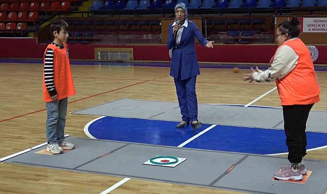Kütahya'da Engelliler Haftasına özel Hemsball Şampiyonası