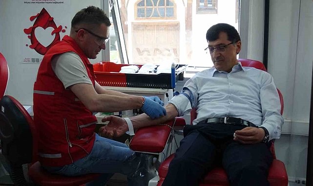 Kütahya'da kan bağışı etkinliği