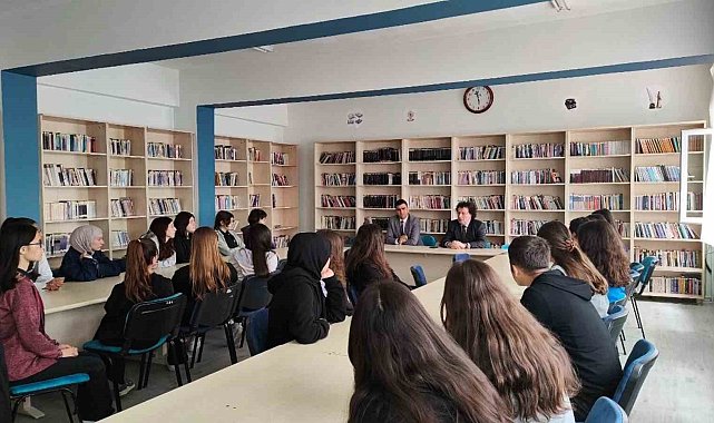 Kütahya'da öğretmenlerin "Şehirli Olmak" başlıklı atölye çalışması
