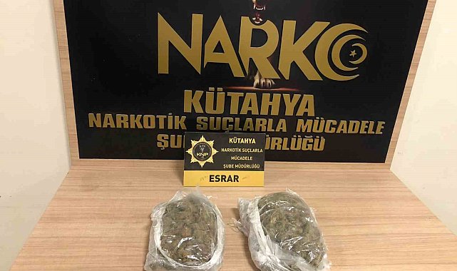 Kütahya'da şüphe üzerine durdurulan araçta uyuşturucu ele geçirildi