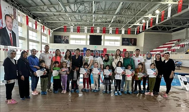 Kütahya'da yüzme bilmeyen tek bir çocuk kalmayacak
